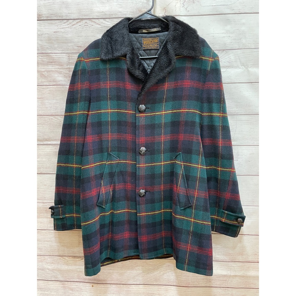 VINTAGE‎ MENS PENDLETON PLAID WOOL COAT WITH FAUX FUR COLLAR - Picture 2 of 16